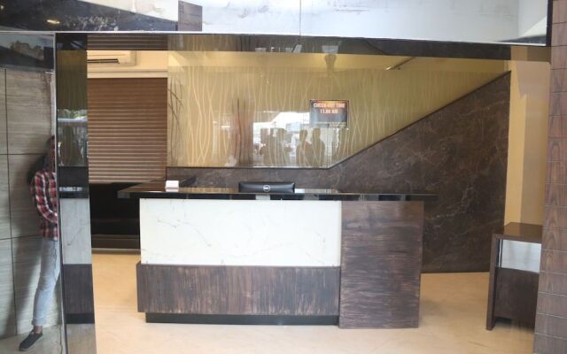 OYO 8690 Hotel Kalpana Elite
