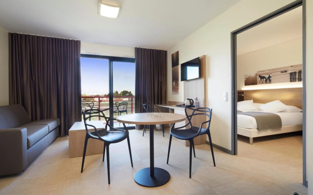 Kyriad Prestige Residence & Spa Cabourg - Dives-sur-Mer