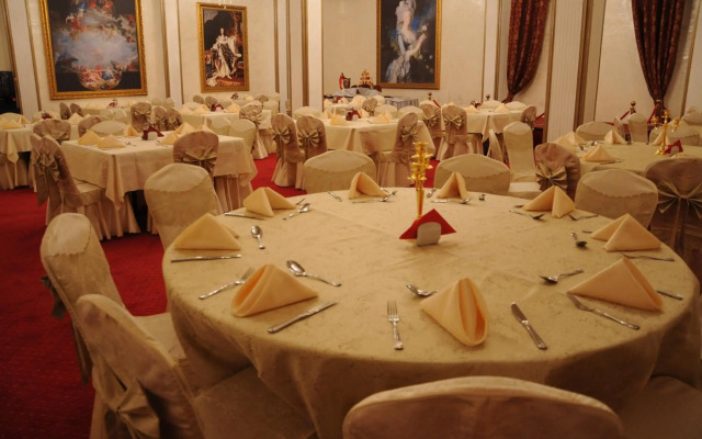 Premier Prezident Garni Hotel and Spa