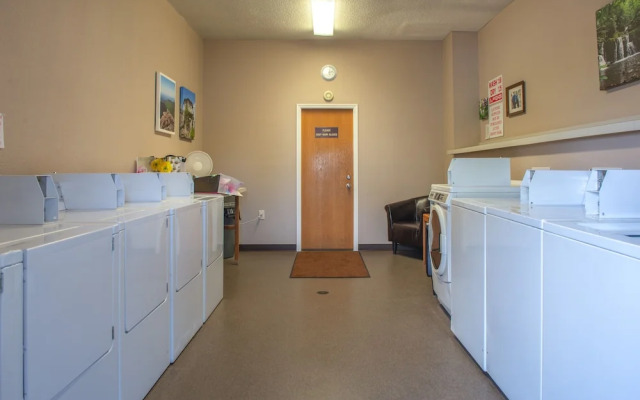 Gatlinburg Summit 1206/Winter Special