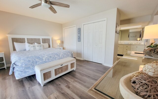 405 Brighton 2 Bedroom Condo