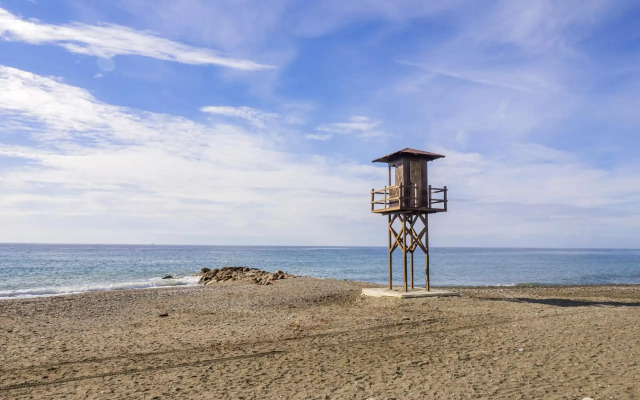 Cubo's Urban Beach Algarrobo