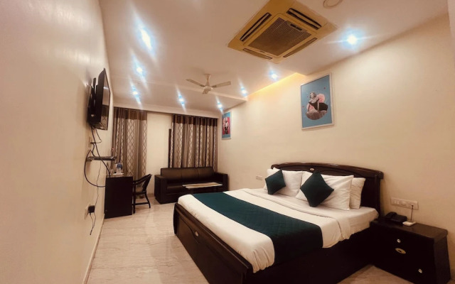 Hotel Lagoona and Banquet Hall