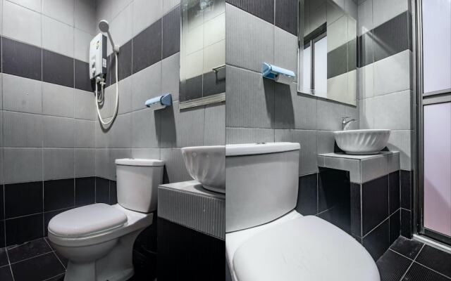 Nice Stay Three Six Five Services by OYO Rooms