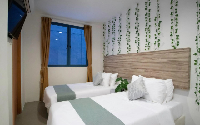 Victoria Hotel, a NuVe Group Collection