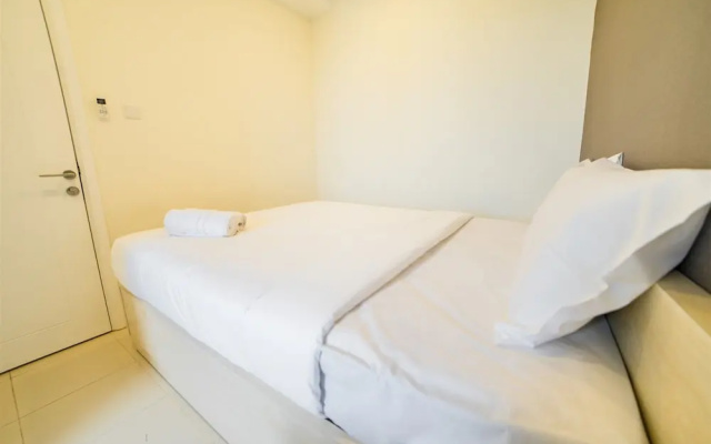 Homey Apartment at Parahyangan Residence near Parahyangan University