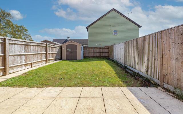 London Heathrow Living Holywell Serviced House C