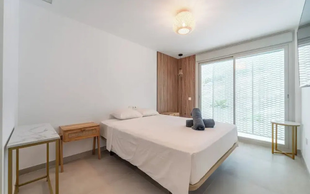 Benalmadena Luxury 4 Bed Apartment Jacuzzi