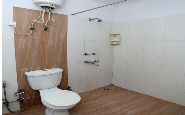 OYO 9299 DLF Phase 4