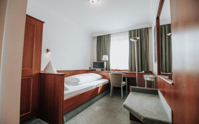 Hotel am Rathaus - Hotel Reblaus