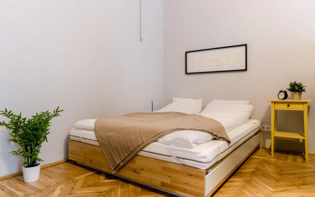 Downtown Park Studio