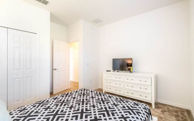 Luxury 11 Bedroom Close to Disney