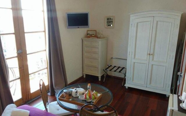 Port Mill Bed And Breakfast