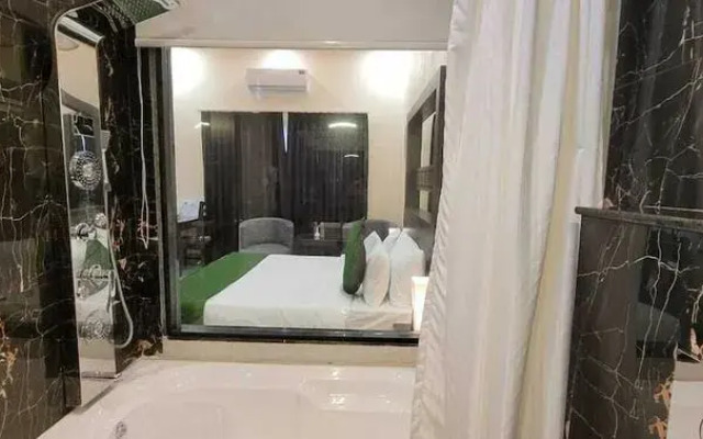 Hills Paradise Inn