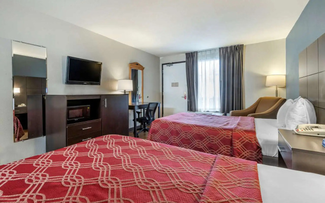 Travelodge by Wyndham North Charleston