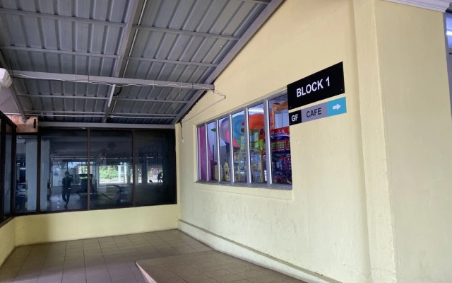 OYO 90479 Monkey Mansion