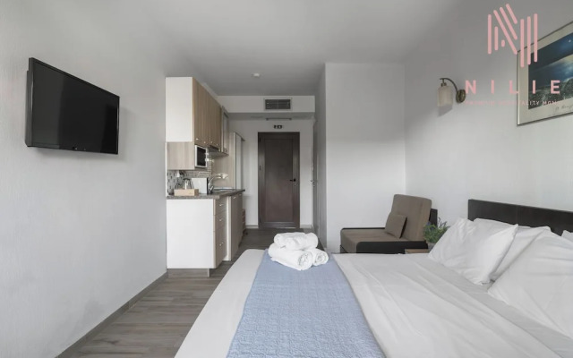 Azur Residences, Nilie Hospitality MGMT