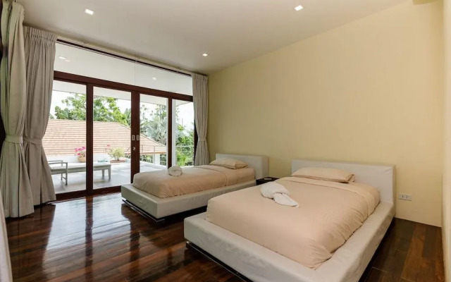 Unique Pool Villa with 5 Bedrooms and Sea View (PM-C1)