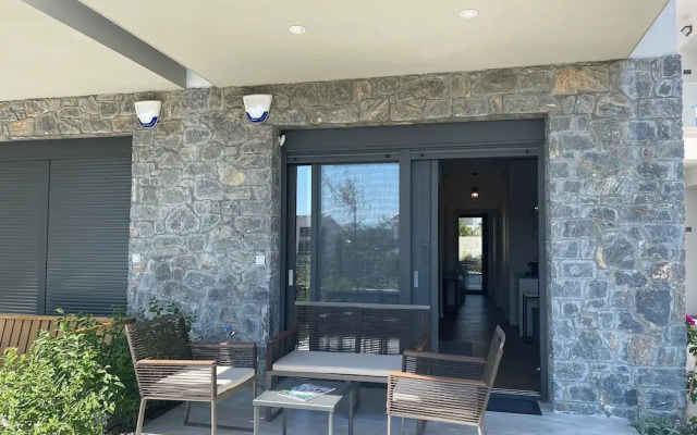 Modern Amenities and Comfort in Sithonia