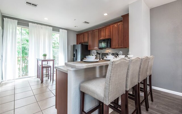 Updated Townhome, Near Conv Ctr, Universal & I-dr