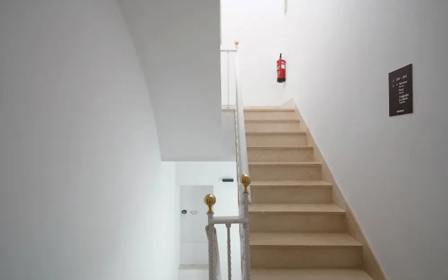 Numa Seville Prestigio