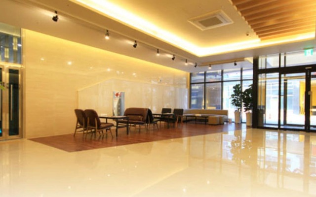 Lake 45 Hotel