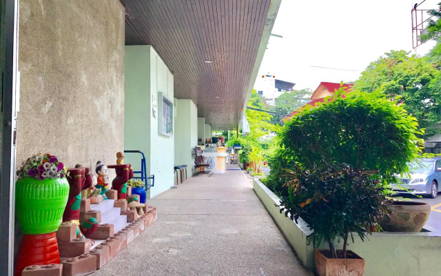 Coop Dopa Hostel