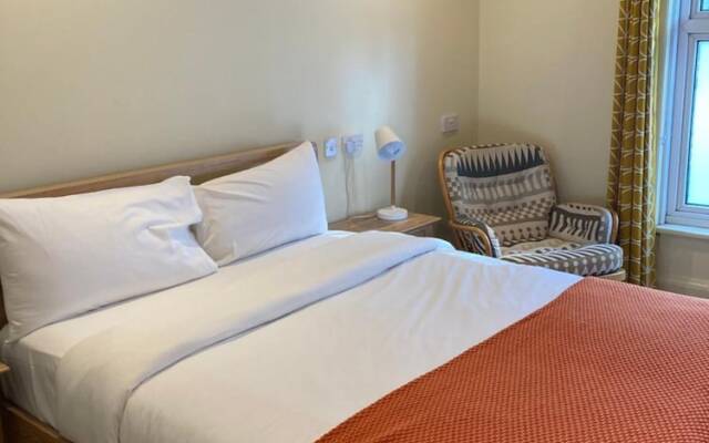 Newell Restaurant and Rooms