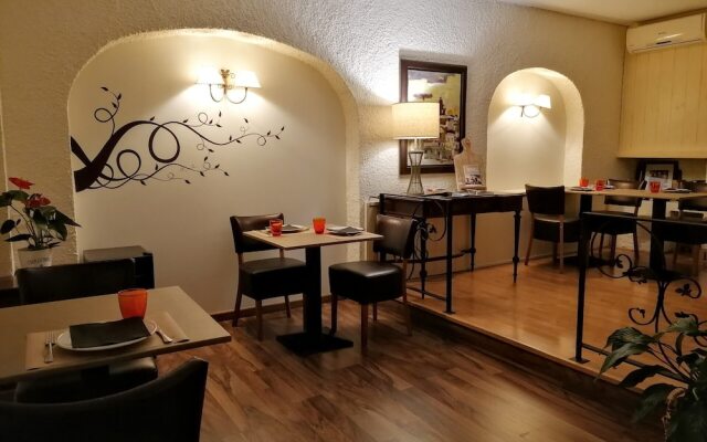 Hostal Cal Music