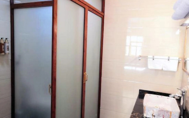 Yasu Inn (Kunming Dianchi Scenic Area)