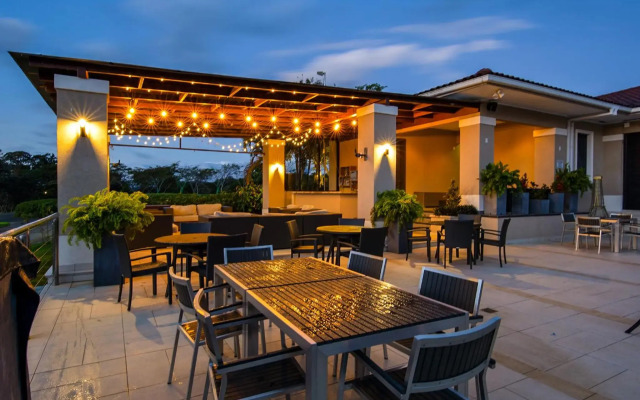 Lucero Golf and Country Club Tree Houses