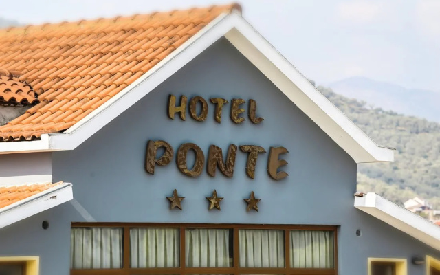 Ponte Hotel
