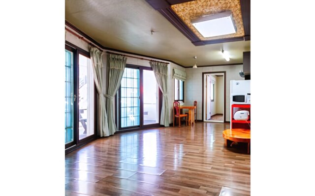 Taean Everland Pension