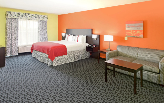 Holiday Inn Garland by IHG