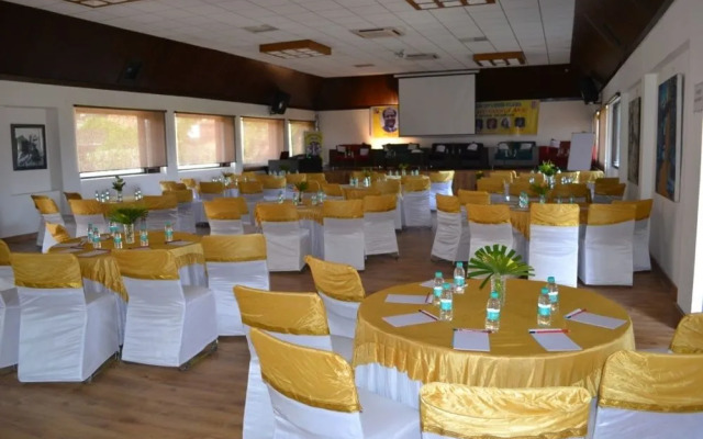 Pyramid Home Divine By 1589 Hotels