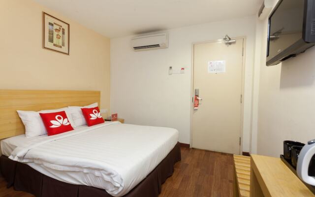 ZEN Rooms Opposite YMCA