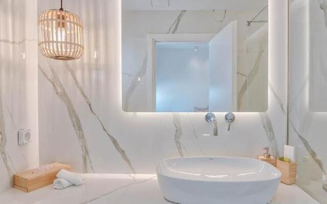 Nautica suites - Executive suite with jacuzzi