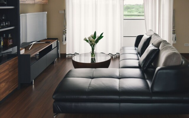 Willing Vacation Villa