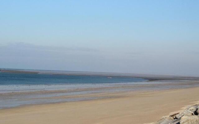 Gîte Bricqueville-sur-Mer, 6 pièces, 11 personnes - FR-1-362-403