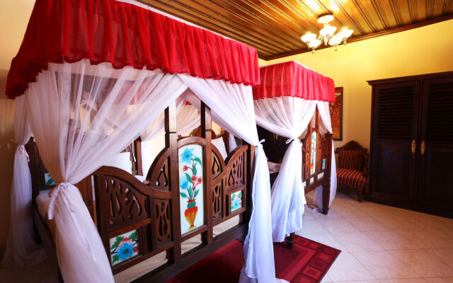 Horizon Palace Hotel