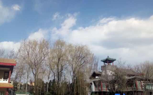 Beijing Sichuan Wuliangye Longzhaoshu Hotel