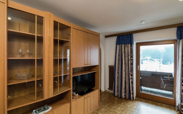 Hilltop Apartment In Taxenbach With Sauna
