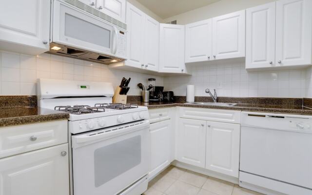 Magnificent Condo Crystal City With Gym