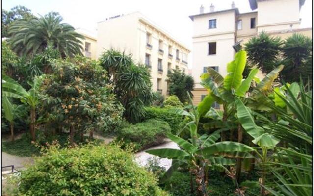 Views of the Tropical Garden