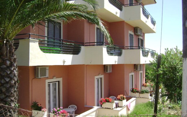 Lofos Apartments