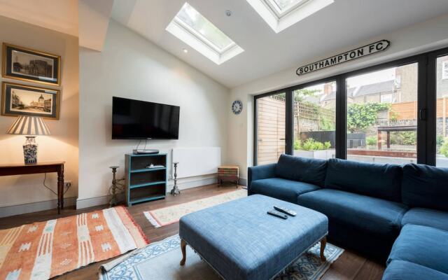 Garden Flat in Fulham Earls Court