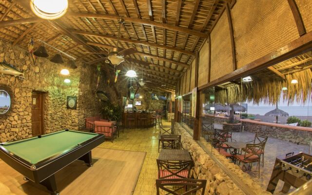 Hotel Oasis