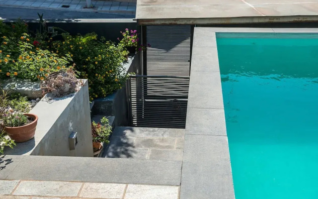 Artistic Private Pool Villa with Gorgeous Gardens