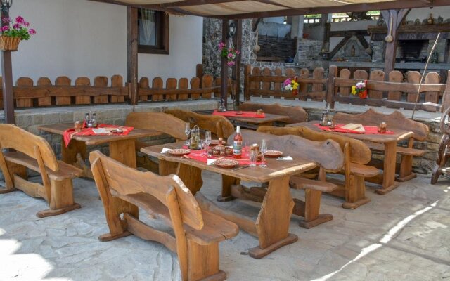 Complex Starite Kashti