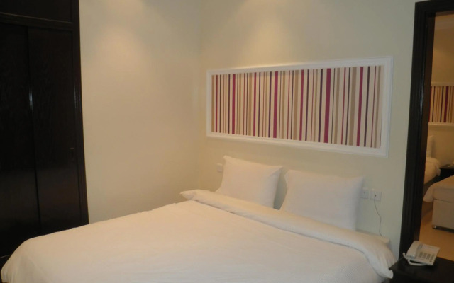 Marina Royal Hotel Suites